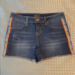 Studio V Shorts